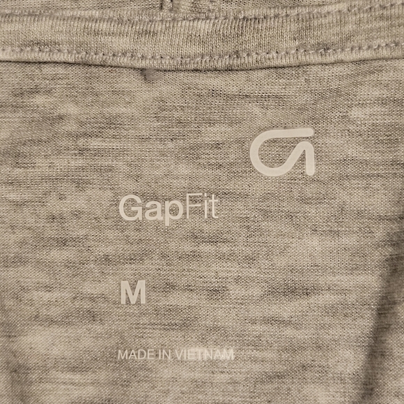 Gap Fit Light Gray Lightweight Cropped Boxy Pullover Hoodie Thumb Holes M EUC - Picture 9 of 11